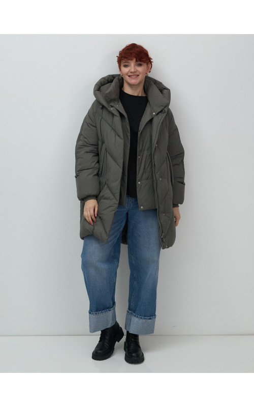 Женское зимнее двубортное пальто премиум-класса.