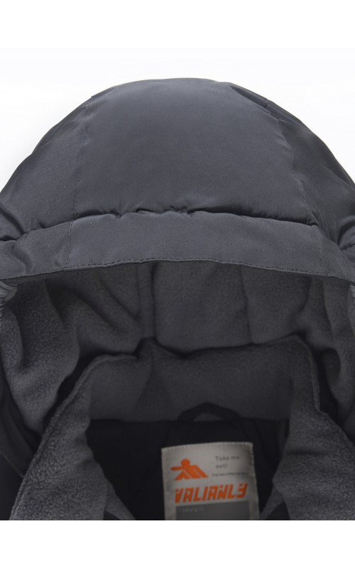 Зимний комбинезон для мальчика: комфорт и защита в зимних приключениях