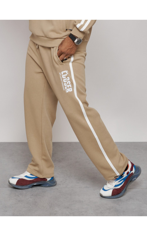 Мужской трикотажный спортивный костюм из хлопка для активного отдыха.