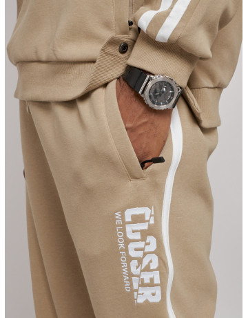 Мужской трикотажный спортивный костюм из хлопка для активного отдыха.