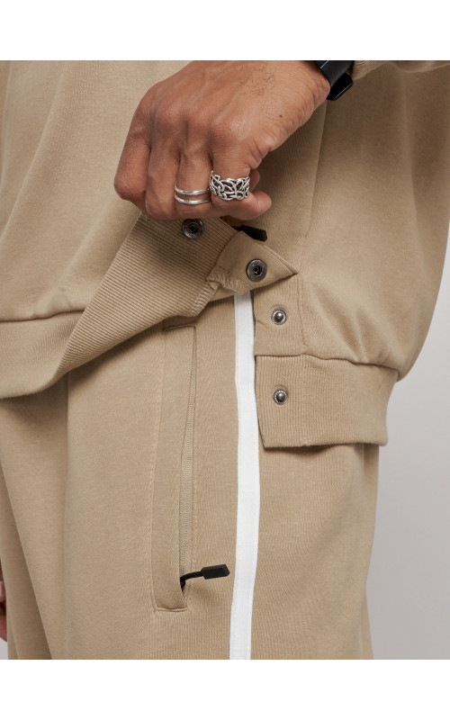 Мужской трикотажный спортивный костюм из хлопка для активного отдыха.