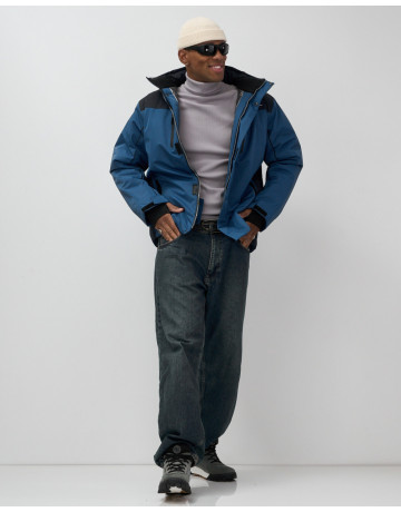 Мужская горнолыжная куртка для зимы: свобода движений и защита от холода