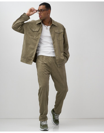 Мужской велюровый спортивный костюм для весны и лета