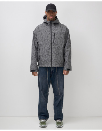 Мужская спортивная куртка «Хит сезона»: стиль и защита в любую погоду