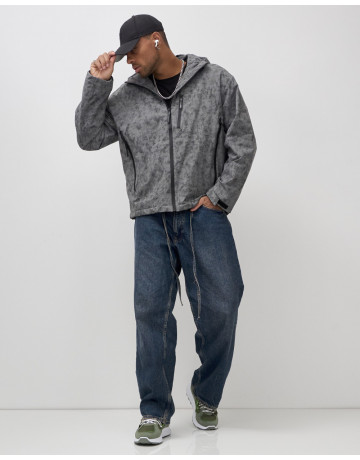 Мужская спортивная куртка «Хит сезона»: стиль и защита в любую погоду