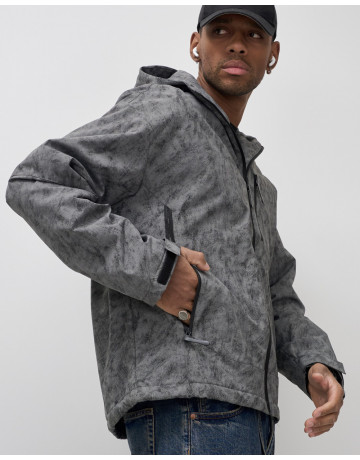 Мужская спортивная куртка «Хит сезона»: стиль и защита в любую погоду