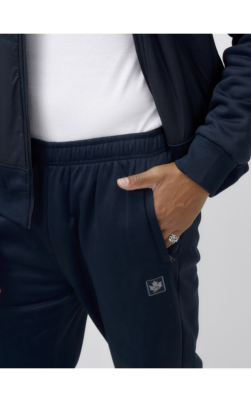 Утеплённый спортивный комплект для мужчин: зима в комфорте