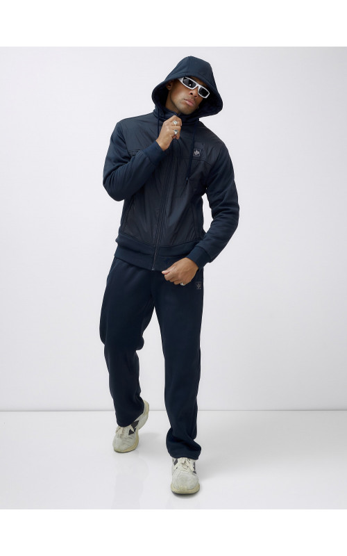 Утеплённый спортивный комплект для мужчин: зима в комфорте