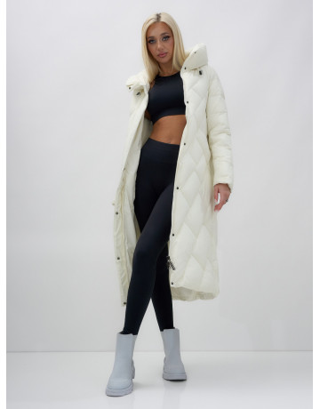 Длинный зимний пуховик с капюшоном для женщин.