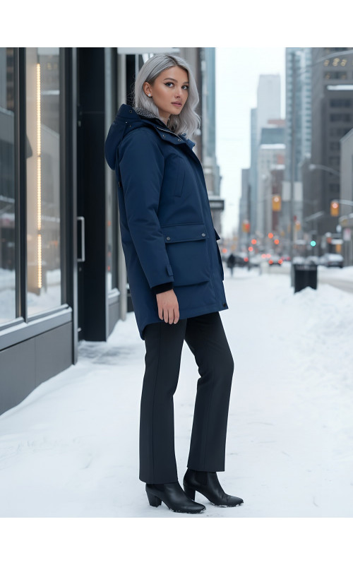 Женская зимняя парка для активного отдыха.