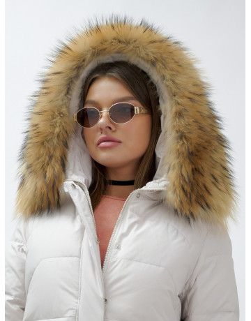 Зимняя женская куртка премиум-класса с опушкой из натурального меха енота.