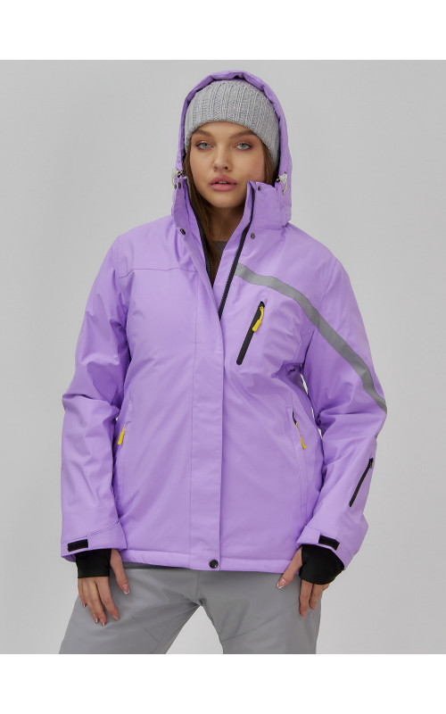 Женская горнолыжная куртка: стиль и защита для зимних склонов