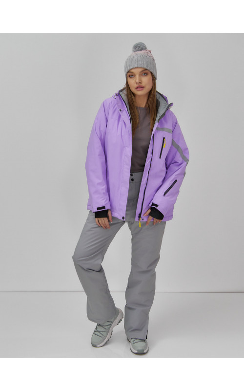 Женская горнолыжная куртка: стиль и защита для зимних склонов