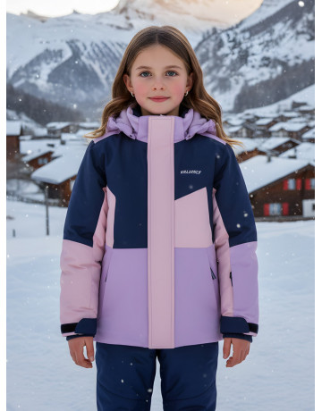Зимний горнолыжный костюм для девочки.