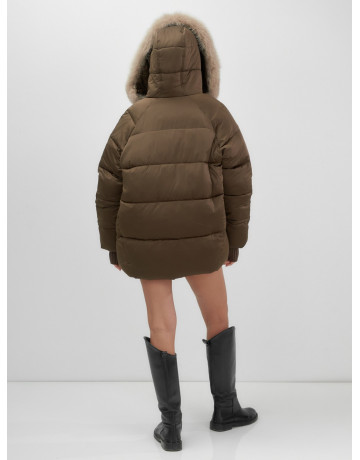 Пуховик с мехом песца, зима 2025, свободный крой