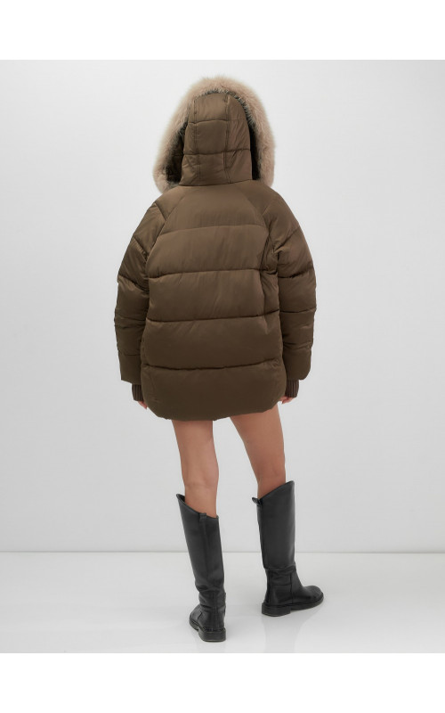 Пуховик с мехом песца, зима 2025, свободный крой