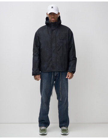 Мужская спортивная куртка для активного образа жизни.