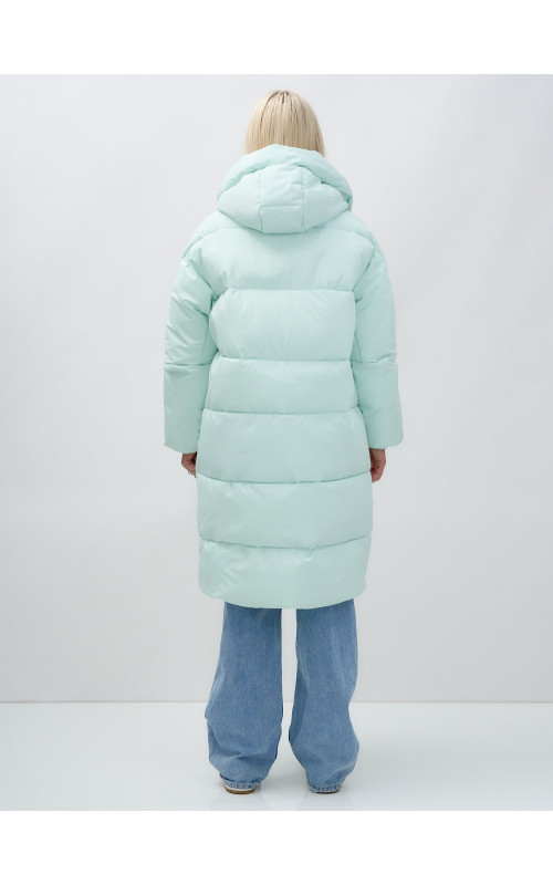 Женская куртка летучая мышь с капюшоном для холодной погоды.