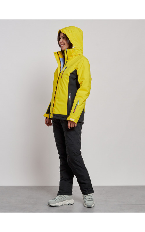 Женский горнолыжный костюм для зимних активностей