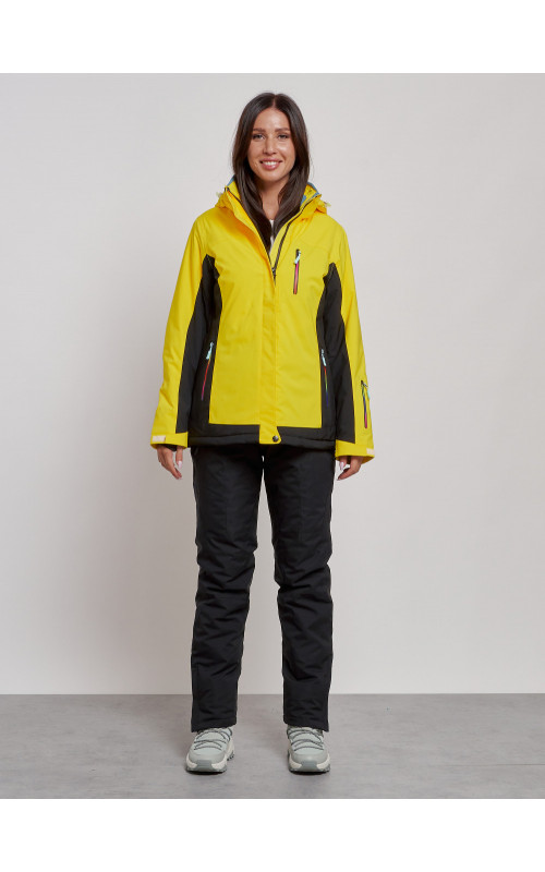 Женский горнолыжный костюм для зимних активностей