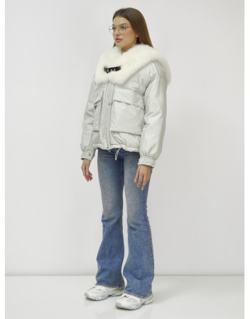 Зимний женский бомбер-куртка с меховой опушкой.