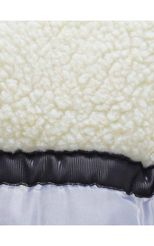 Женская зимняя парка с капюшоном для активного образа жизни.