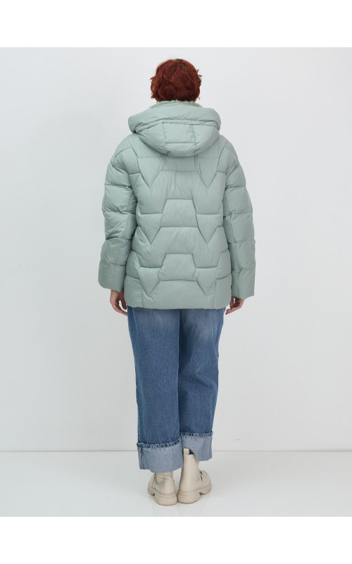 Женский пуховик с искусственной овчиной: тепло и стиль зима 2025