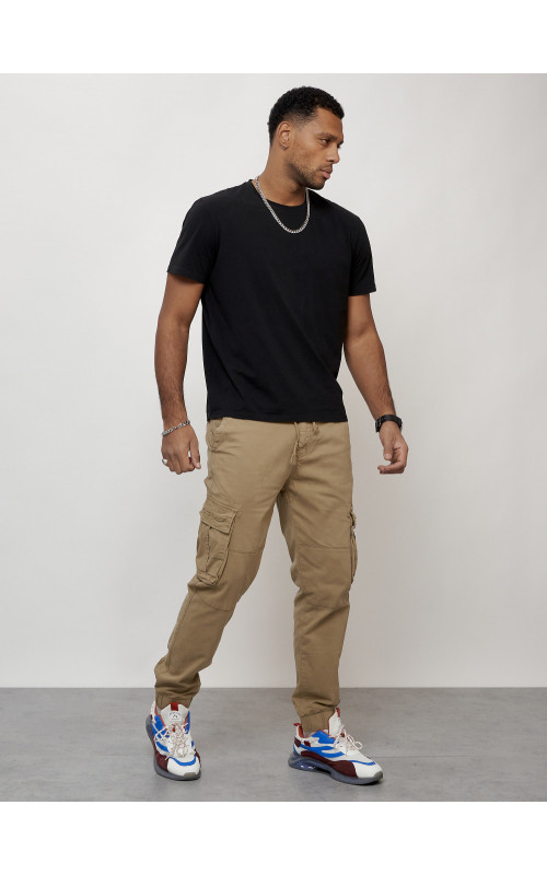 Мужские брюки карго зауженного кроя.