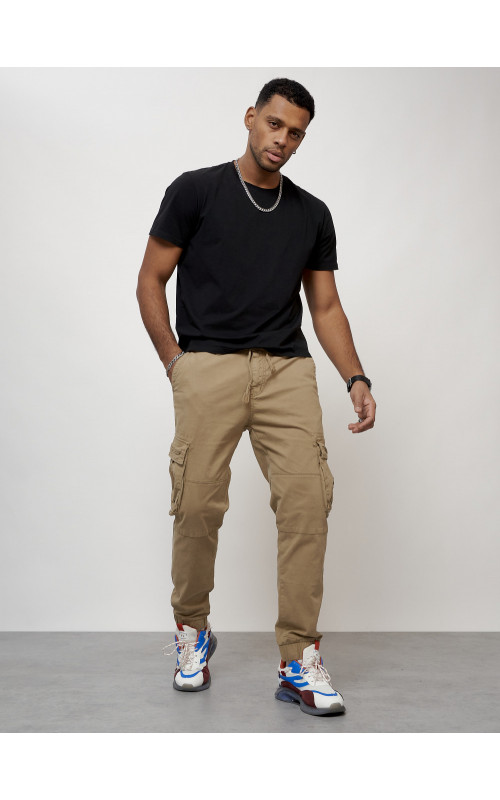 Мужские брюки карго зауженного кроя.