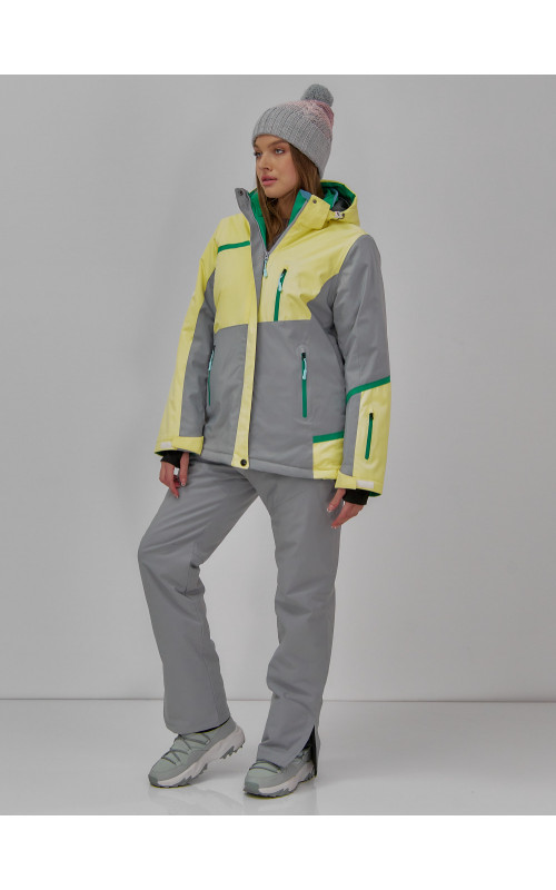 Женская горнолыжная куртка с ярким принтом: стиль и тепло