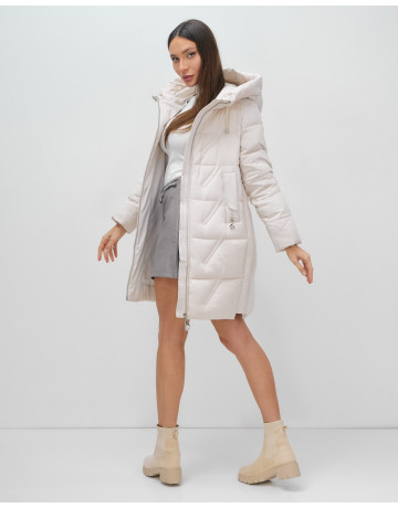 Тёплый женский пуховик с капюшоном для зимы