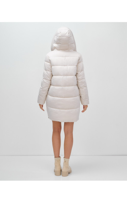 Тёплый женский пуховик с капюшоном для зимы