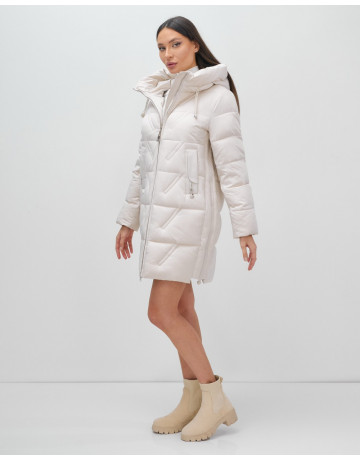 Тёплый женский пуховик с капюшоном для зимы