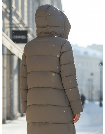 Длинный женский пуховик с капюшоном для зимы