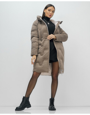Длинный женский пуховик с капюшоном для зимы
