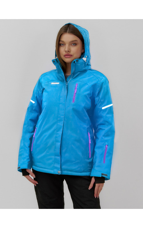 Женский зимний горнолыжный костюм для комфортных зимних приключений.