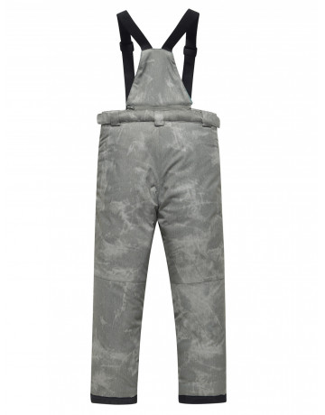 Зимний горнолыжный костюм для девочки: стиль и комфорт в горах