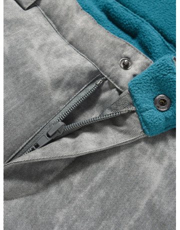 Зимний горнолыжный костюм для девочки: стиль и комфорт в горах