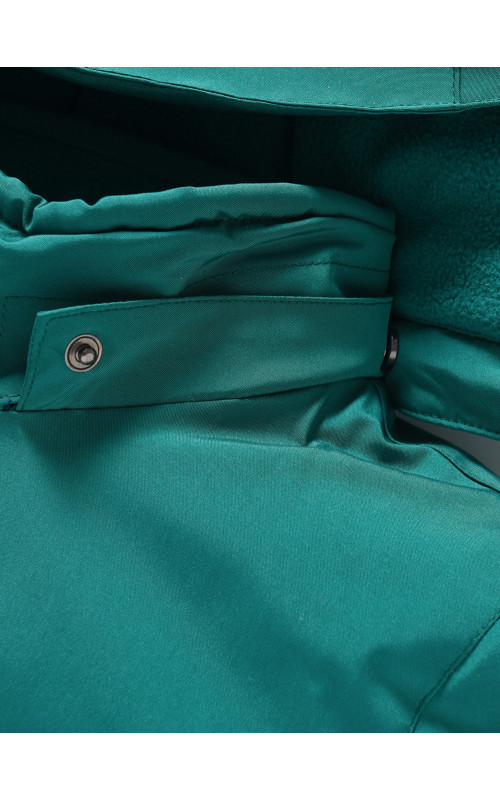 Зимний горнолыжный костюм для девочки: стиль и комфорт в горах