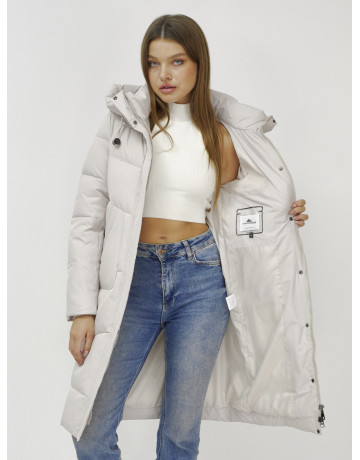 Зимний пуховик с утеплителем: стиль и комфорт.