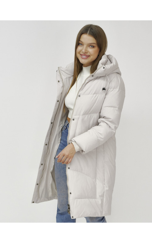 Зимний пуховик с утеплителем: стиль и комфорт.