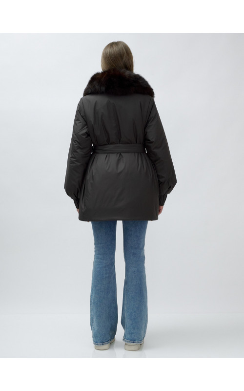 Женское зимнее пальто люкс класса: стиль и комфорт для любой погоды.