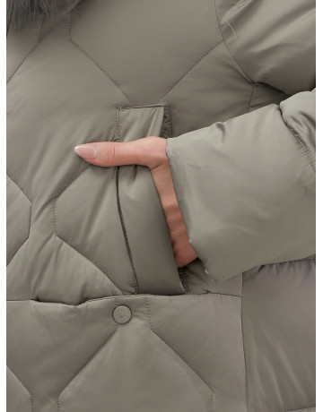 Длинный пуховик премиум-класса с мехом песца.