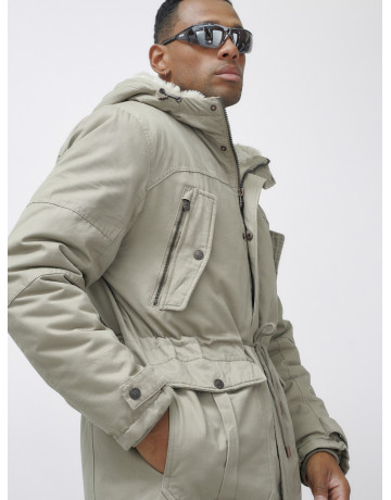 Мужская зимняя парка с меховым капюшоном для активного отдыха.