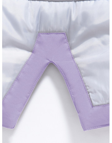 Зимняя женская парка с капюшоном для активного образа жизни.