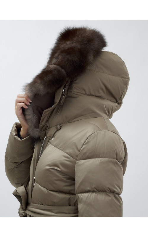 Длинный зимний пуховик с мехом песца для женщин