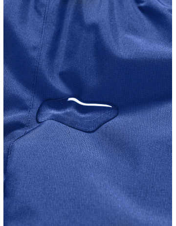 Зимний комбинезон для мальчиков тёплый и удобный.