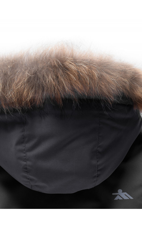 Детская зимняя парка для девочки, розовая, с капюшоном и мехом.