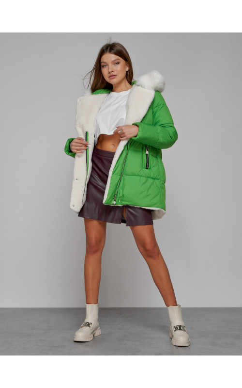 Пуховик зимний женский с мехом из овчины.