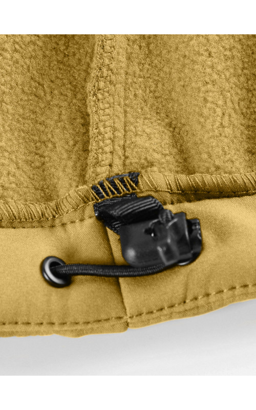 Женская спортивная ветровка с капюшоном softshell, горчичного оттенка.